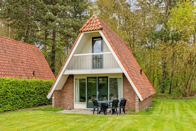 iQ Makelaars Vlagtwedde, Heuvelweg