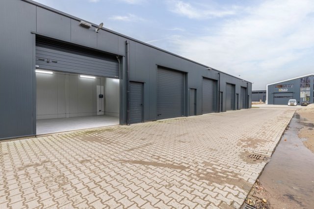 iQ Makelaars Zuidbroek, Beneluxweg